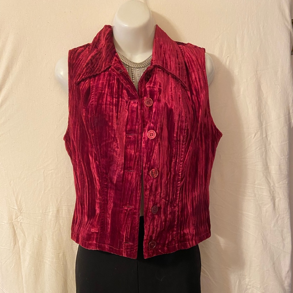 Vintage Guess Red Velvet Feel Button Down Vest